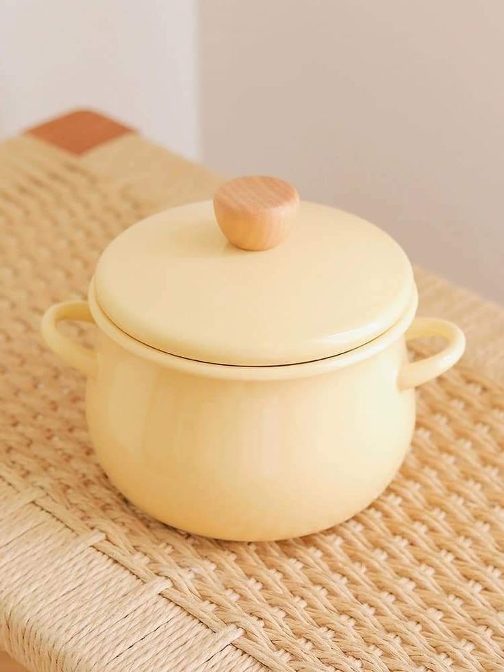 ชุดหม้อและกระทะ